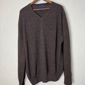 Blanq Azul Baby Alpaca V-Neck Brown Sweater.